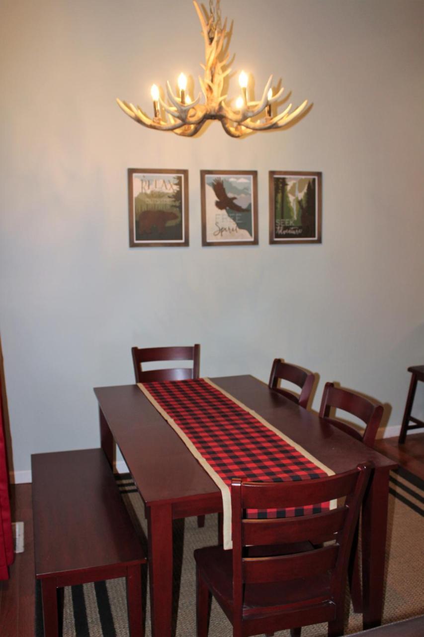 Spacious Downtown Condo Walking Distance To Downtown Gatlinburg Sleeps 6 Guests Esterno foto